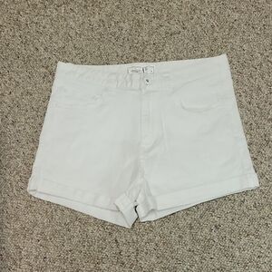 Chocoolate Denim White Roll Hem Shorts Small. summer coastal beach